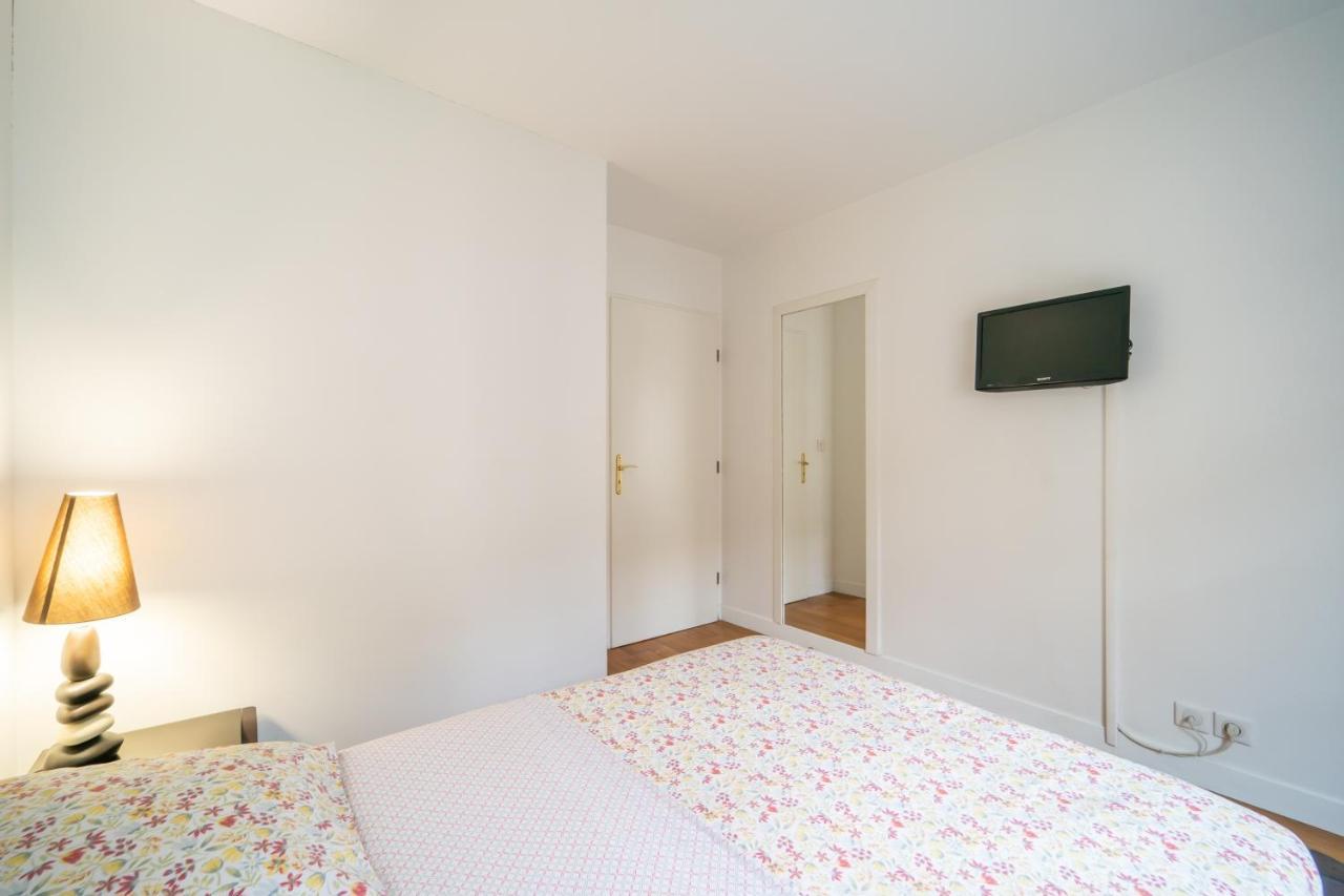 Havre De Paix - Appt Avec Terrasse Apartamento Courbevoie Exterior foto