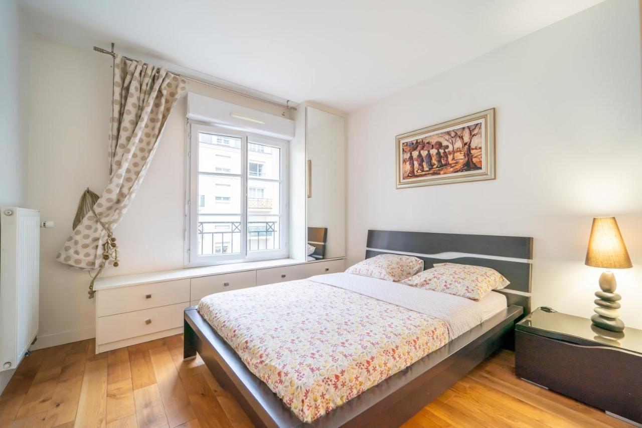Havre De Paix - Appt Avec Terrasse Apartamento Courbevoie Exterior foto